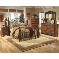 Wyatt Queen 5 Pc. Bedroom - Dresser, Mirror & Queen Bed