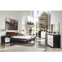 Piroska 4 Pc. Bedroom - Dresser, Mirror & Queen Upholstered Bed